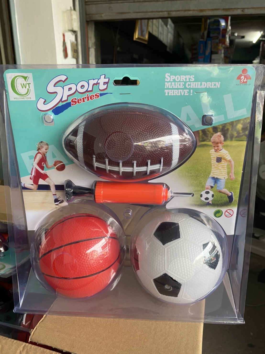 864 ของเล่นเด็กลูกบอล 3 ลูกพร้อมที่สูบ แพ็คละ