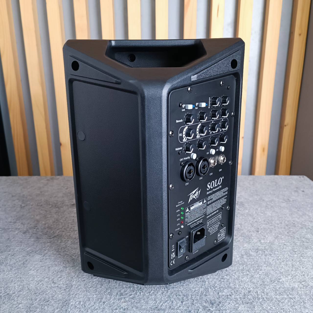 PEAVEY SOLO ลำโพงบลูทูธมีแบตเตอรี่ Peavey Solo Battery Powered Portable เครื่องเสียงกลางแจ้ง ลำโพง PA ลำโพงพกพา แบตในตัว 6.5 นิ้ว เอไอ-ไพศาล