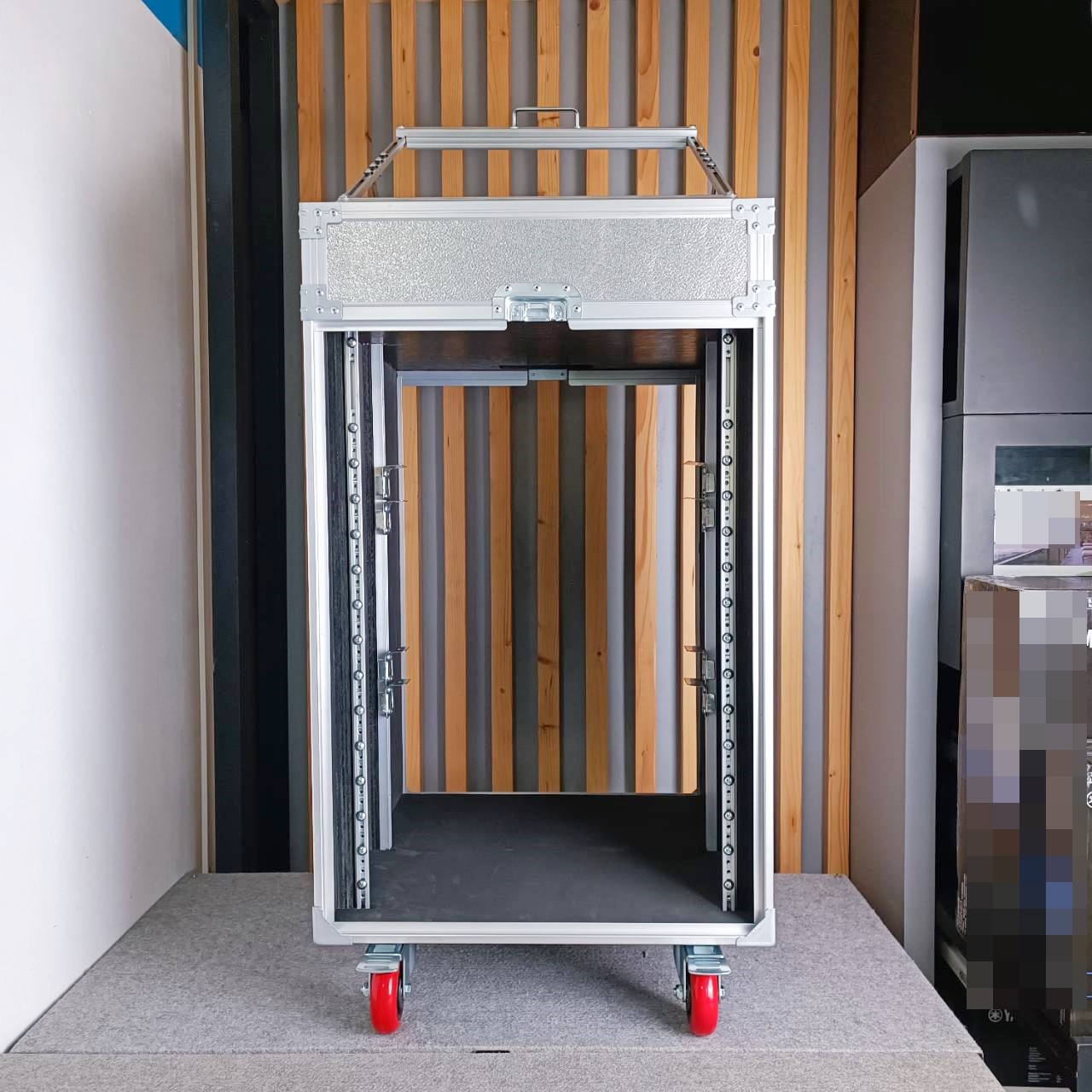 COMPACT SD-B16Ux10 RACK3ฝา ฝาเสียบ ผิวอลู ลึก21นิ้ว แร็ค ตู้แร็คลึก21นิ้ว ตู้แร็ค3ฝา อุปกรณ์สำหรับเก็บเครื่องเสียง16U เอไอ-ไพศาล