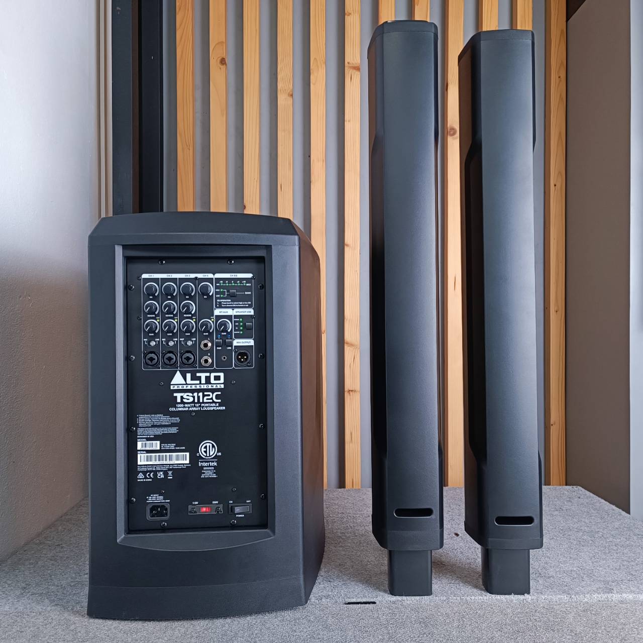 แถมถุงเก็บลำโพงคอลัมน์ ALTO TS-112C ลำโพงคอลัมน์แอคทีฟ บลูทูธ TS 112C ลำโพงคอลัมน์ มีแอมป์ในตัว TS112C เอไอ-ไพศาล