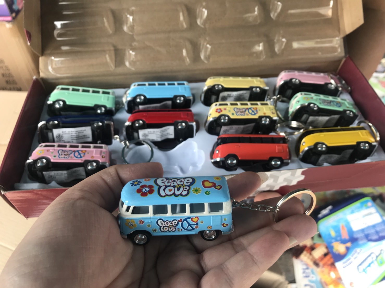 3712 ของเล่นรถตู้เหล็กพวงกุญแจ รถเหล็กพวงกุญแจ ปลีกคันละ sale