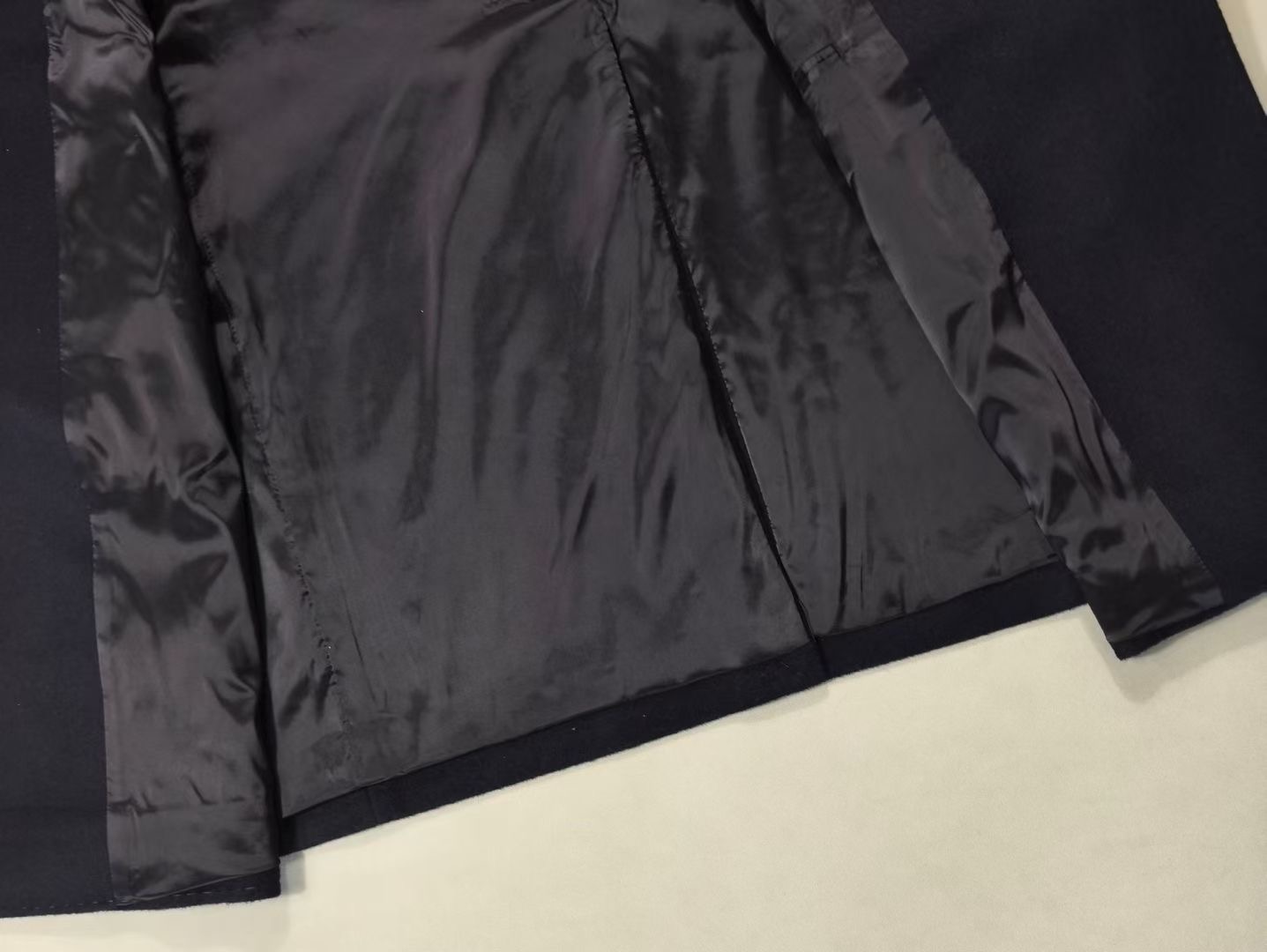 เสื้อโค้ท Ermenegildo Zegna Black Cashmere Double Breasted Coat สินค้าใหม่ ของแท้