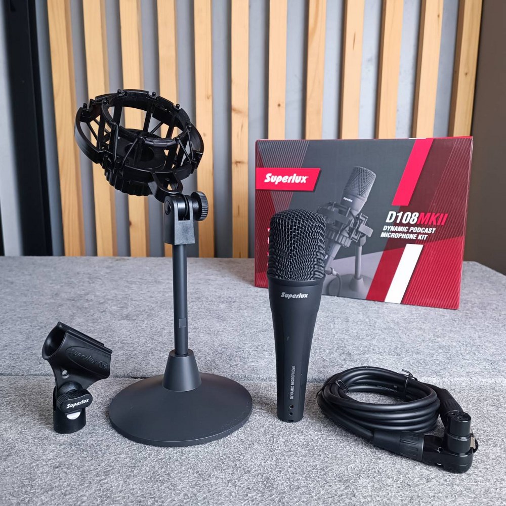 SUPERLUX D-108MKII Dynamic Podcast Mic พร้อมขาตั้ง ไมโครโฟนไดนามิกสำหรับพอดแคสต์ ไมค์พร้อมสาย ไมโครโฟน D 108MKII D108MKII เอไอ-ไพศาล