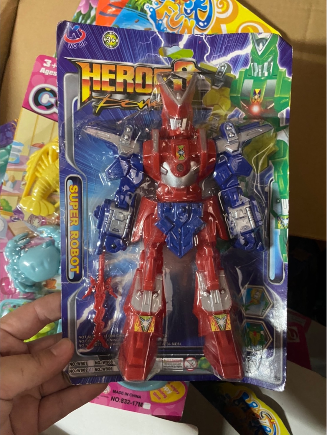 Aa11 รวมของเล่นเด็ก ชุดครัว หุ่นยนต์ รถเล่นมือ เครื่องบิน ปืนเด็ก (ของใหม่แพ็คไม่สวย)SALE