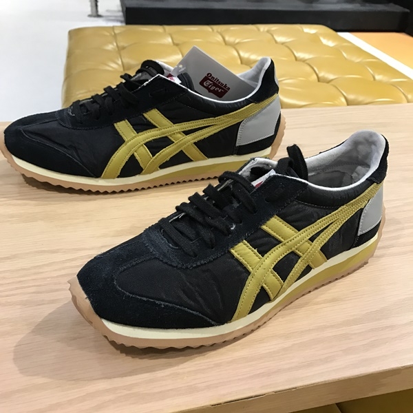 Onitsuka Tiger California 78 - Black / Champagne ดำคาดทอง (Show Case)