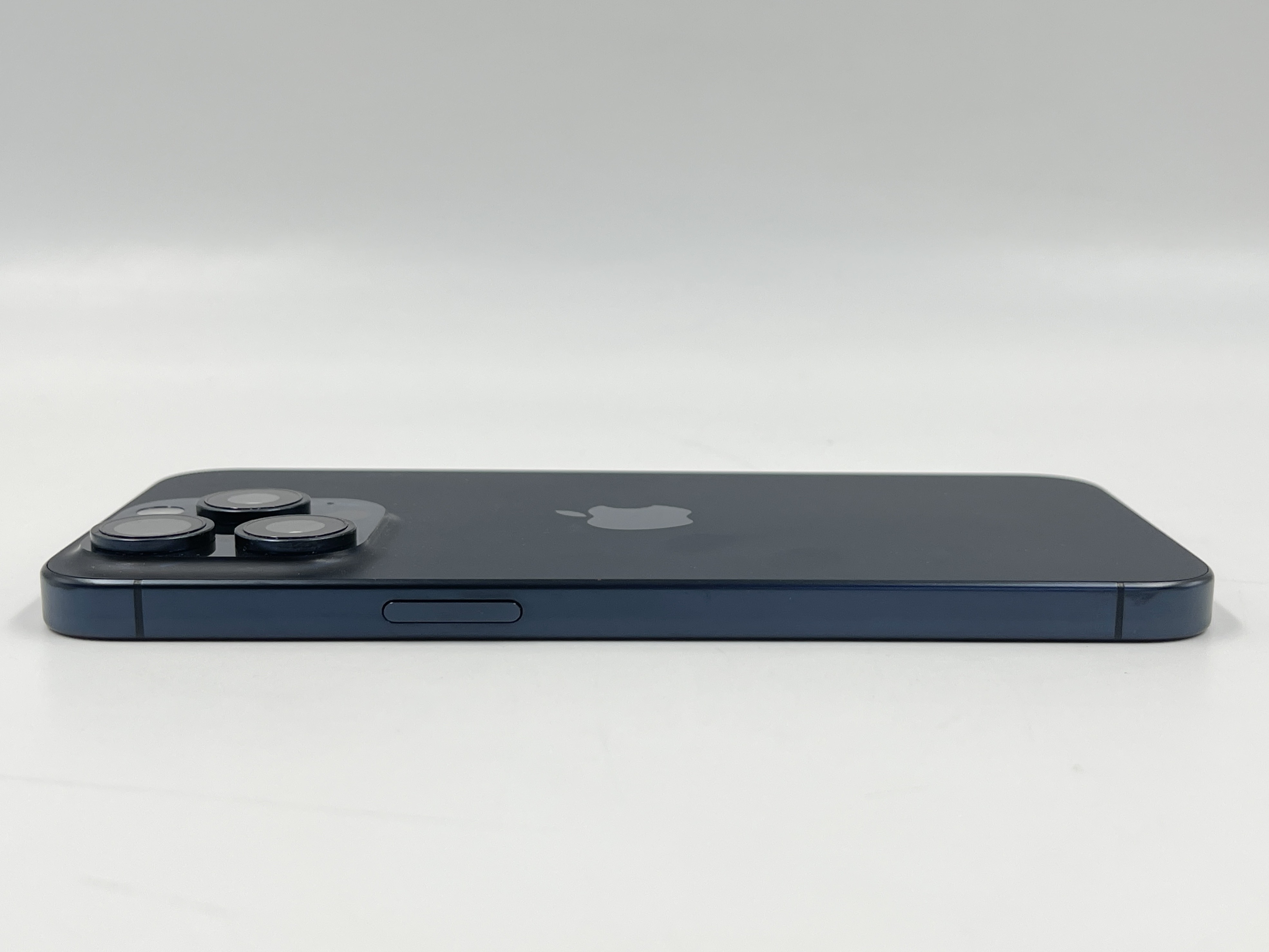 ♠️🌷 iPhone 15 Pro Max 256GB Blue Titanium 🌷♣️