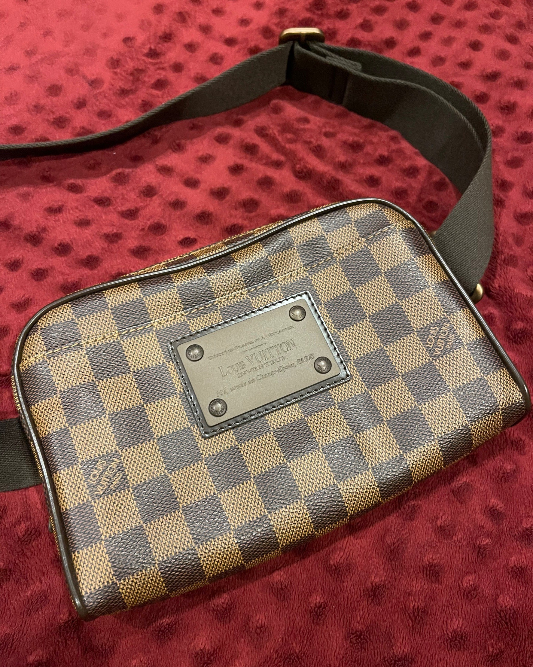 Louis Vuitton Bumbag Booklyn Damier Canvas กระเป๋าคาด-อก ของใหม่ (ไม่เคยใช้งาน)