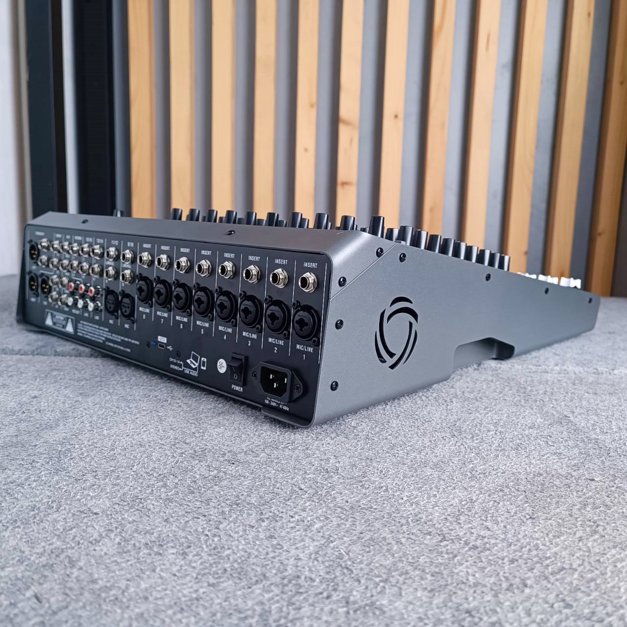 PROEUROTECH 3D-16FX MIXER อนาล็อกมิกเซอร์ ช่องเสียบไมค์ 16 ช่อง 2 Aux มอนิเตอร์ 3D16FX 3D 16FX เอไอ-ไพศาล