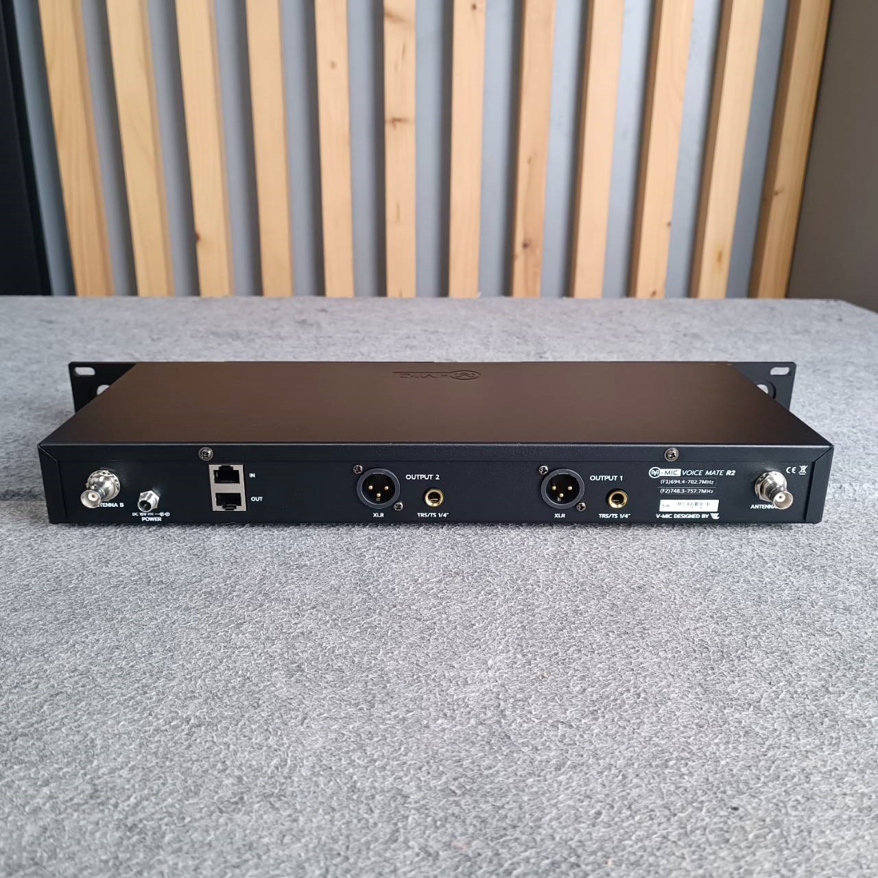 VL AUDIO V-MIC VOICE MATE R2 ไมค์ลอยคู่ ไมโครโฟน ไมค์ไร้สาย ไมค์ลอย Microphone มือถือคู่ เอไอ-ไพศาล