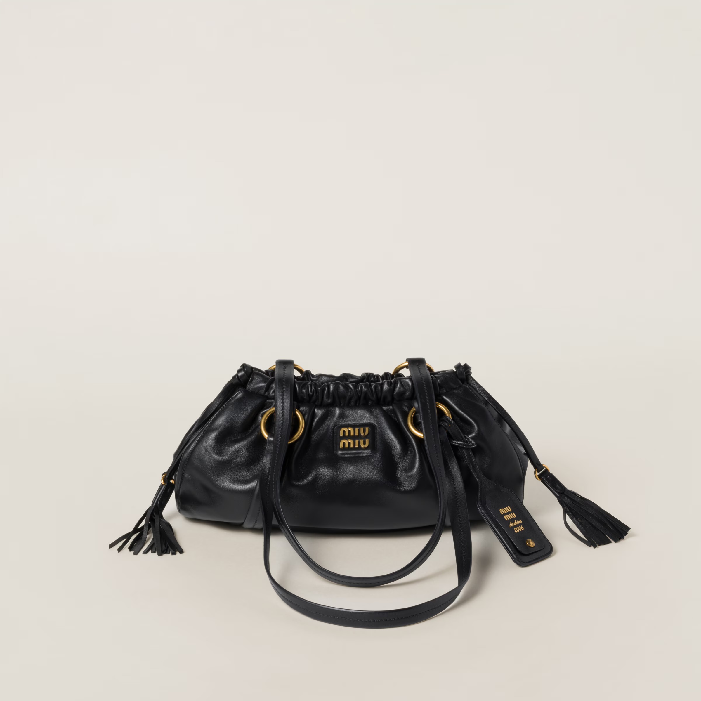 **C** กระเป๋าหนังวัวแท้ Miu Miu Joie nappa leather Small bag สินค้าใหม่ ของแท้