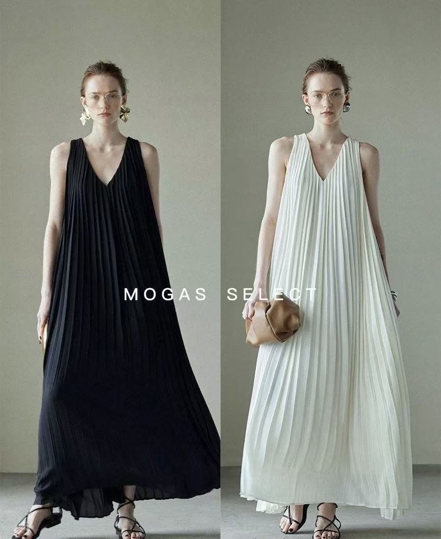 **do** ชุดแซก pleats please issey miyake แขนกุดคอวี มี 2 สี สินค้าใหม่ ของแท้