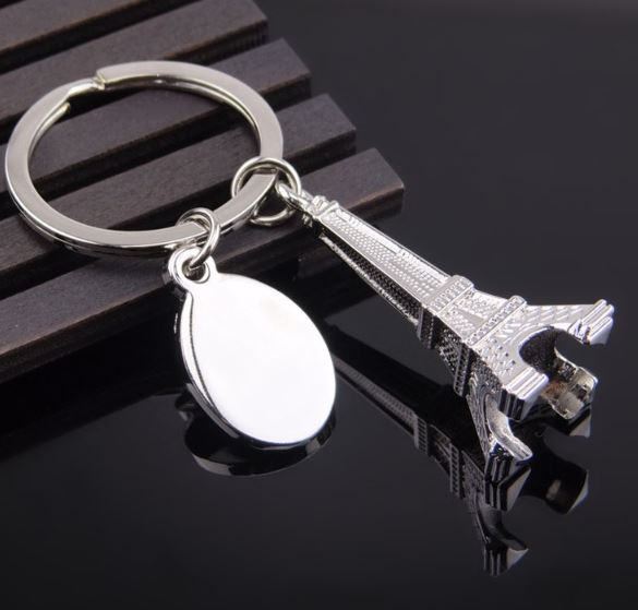 พวงกุญแจ หอไอเฟล ปารีส สีเงิน สามารถเลเซอร์ logo คู่บ่าวสาว บริษัท ของที่ระลึก งานแต่งงาน งานเลี้ยง งานรับปริญญา เก๋ ๆ 462309