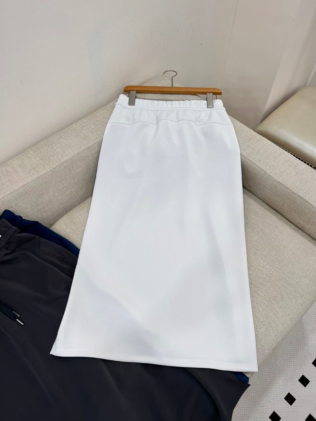 **do** กระโปรงเอวยางยืด Lululemon Softstreme Bound to Bliss Skirt มี 3 สีให้เลือก สินค้าใหม่ ของแท้