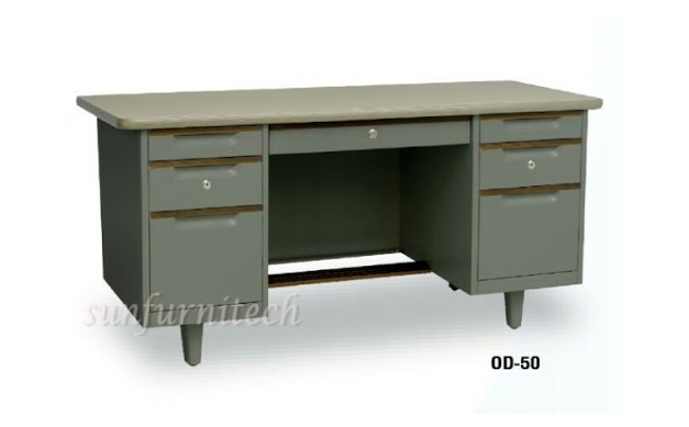 โต๊ะทำงานเหล็ก ขนาด 5 ฟุต 7 ลิ้นชัก smart form รุ่น OD-50