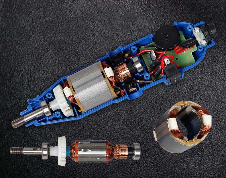 [ TL96 ] ชุดเครื่องเจียร์ มินิ แกะสลัก เจียร์สายอ่อน ปรับความเร็วได้ 6 ระดับ พร้อมดอกและอุปกรณ์เสริม