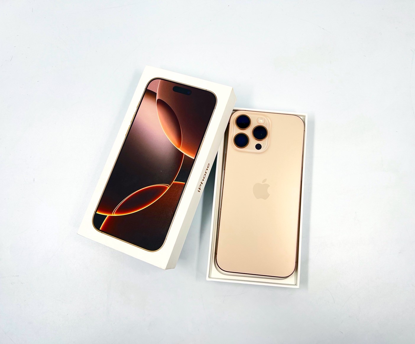 🧀 iPhone 16 Pro Max 256GB Desert Titanium 🧀ครบกล่อง แบต100% มีประกันศูนย์‼️🧀