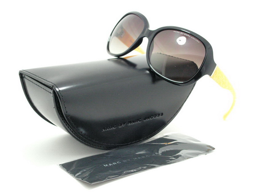 แว่นกันแดด Marc Jacobs ไฮโซมากมายค่ะ ของแท้100%และถูกสุดๆ ส่งตรงจากUS.ค่ะ