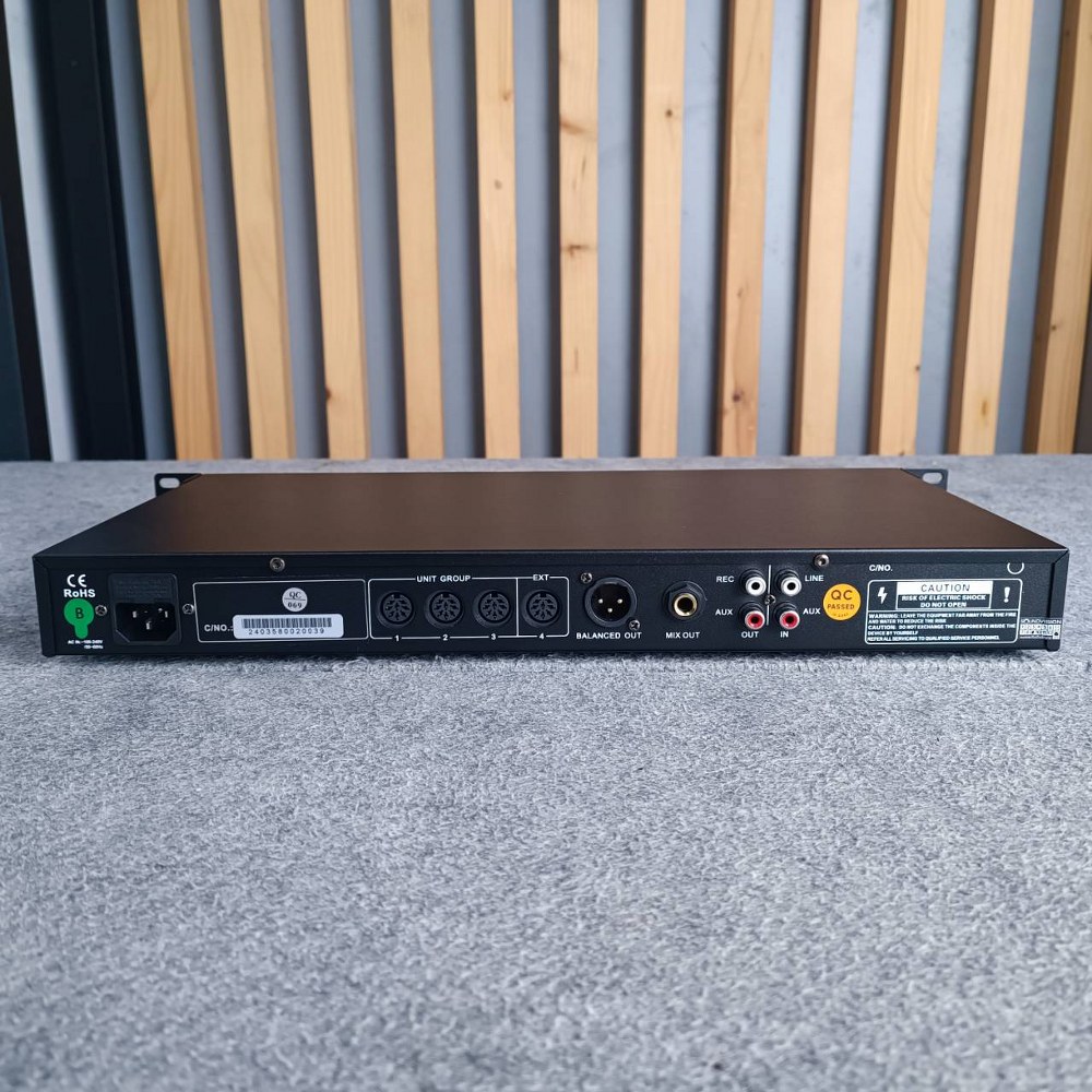 CLEARSOUND CCS-580M ตัวควบคุม CCS 580M CCS580M เครื่องควบคุมและจ่ายไฟไมค์ชุดประชุมระบบดิจิตอล เอไอ-ไพศาล