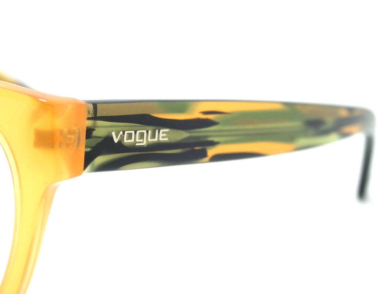 หมดแล้วค่ะ+++กรอบแว่นสายตา Vogue สวยเก๋สุดๆไปเลยค่ะ ของแท้100%และถูกสุดๆ ส่งตรงจากUS.ค่ะ