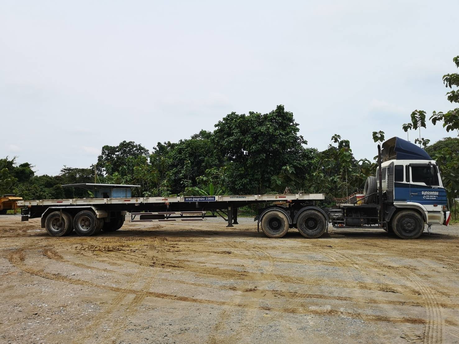 ให้เช่ารถเทรลเลอร์หางเรียบ หางโรเบส