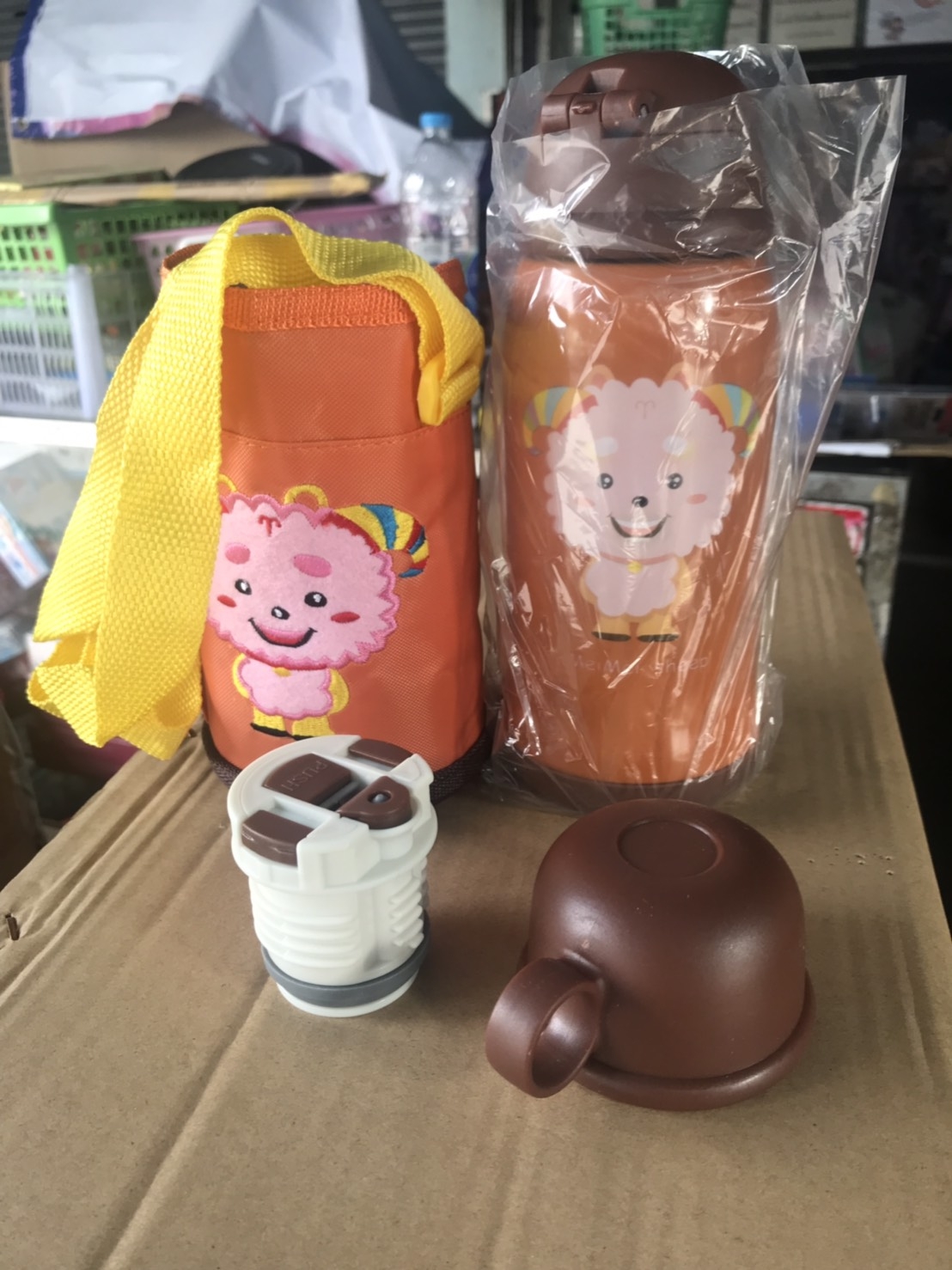 23634 กระติกน้ำเก็บความเย็น-ร้อน พร้อมหัวเปลี่ยนและกระเป๋า ชิ้นละ