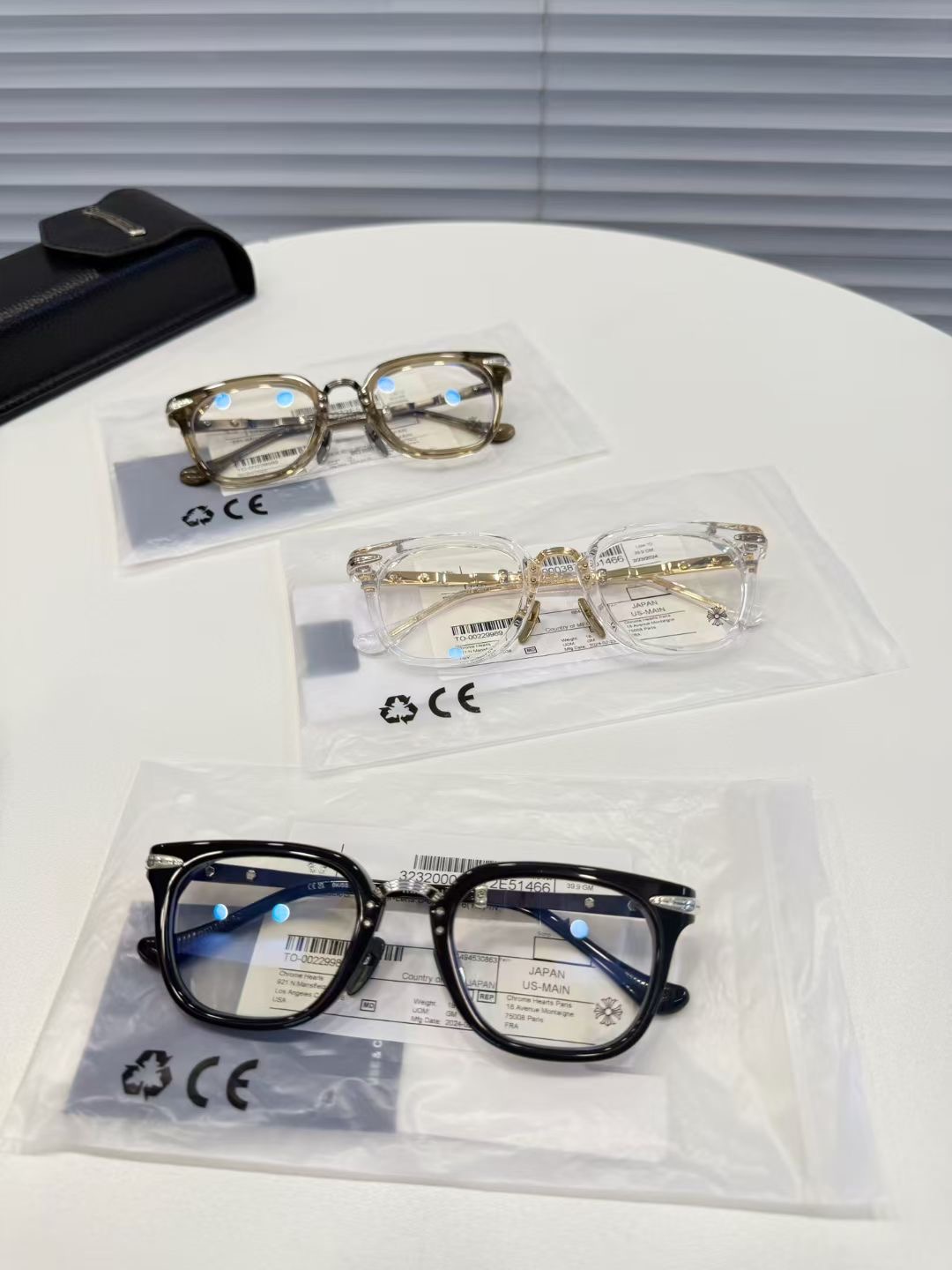 **do** กรอบแว่นสายตา Chrome Hearts TITANASLUVR ทำมาจากเงินสเตอริง 925 มี 3 สี สินค้าใหม่ ของแท้