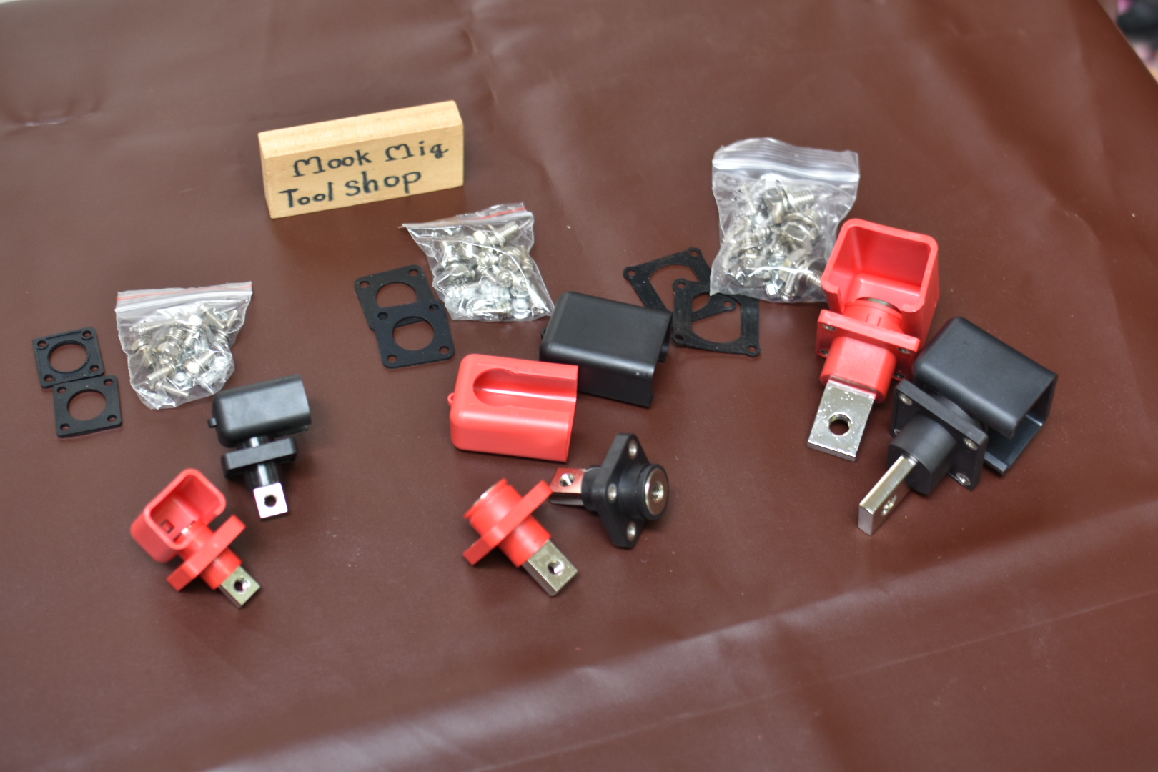 ขั้วแบตเตอรี่ สำหรับแบตลิเที่ยมแพ๊ค อย่างดี Connector Terminal รับกระแสสูง 120 - 300A ราคาต่อ 1 คู่