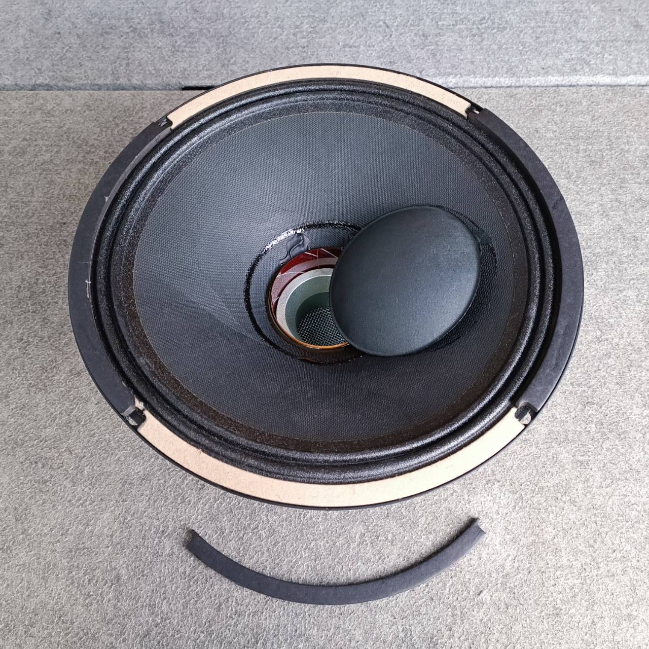 CELESTION TF-1230 ดอก 12นิ้ว วอยล์เบียด+หมวกปิดวอยล์หลุด+กระดาษฉีกนิดหน่อย+โครงเบี้ยว ดอกลำโพง โครงปั๊ม TF 1230 TF1230 เอไอ-ไพศาล
