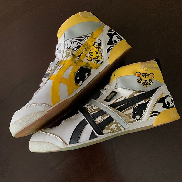 Onitsuka Tiger Tokidoki - White / Yellow Black (Hi) ทรงหุ้มข้อ Show Case