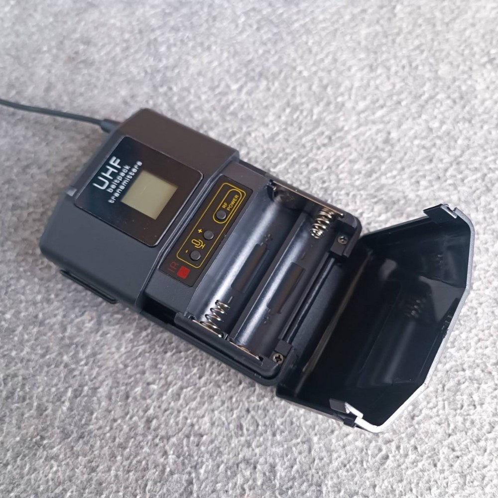 ไมค์หนีบคู่ MICROTECH MT-999E /BP ไมค์ลอย หนีบคู่ ปรับความถี่ได้ MT 999E /BP MT999E /BP เอไอ-ไพศาล