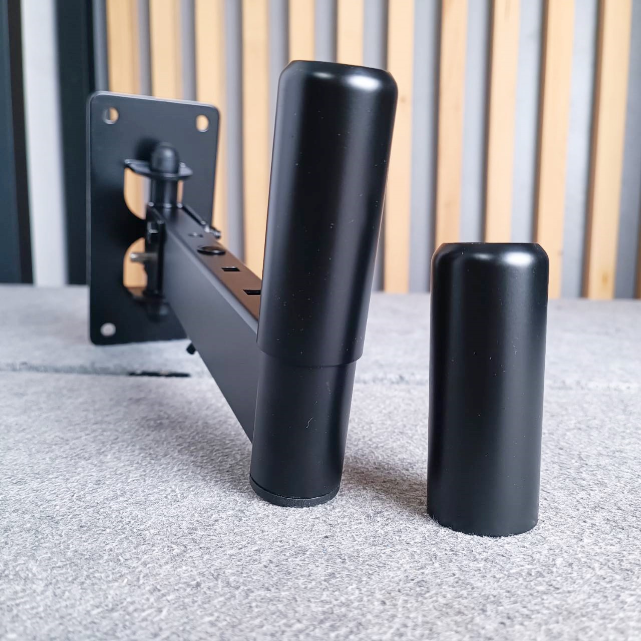 ราคาต่อ1คู่2อัน SUPERLUX SPS-823 ขาแขวน ขาแขวนลำโพง ขาแขวนแบบเสียบ ขาแขวนลำโพงติดผนัง เอไอ-ไพศาล