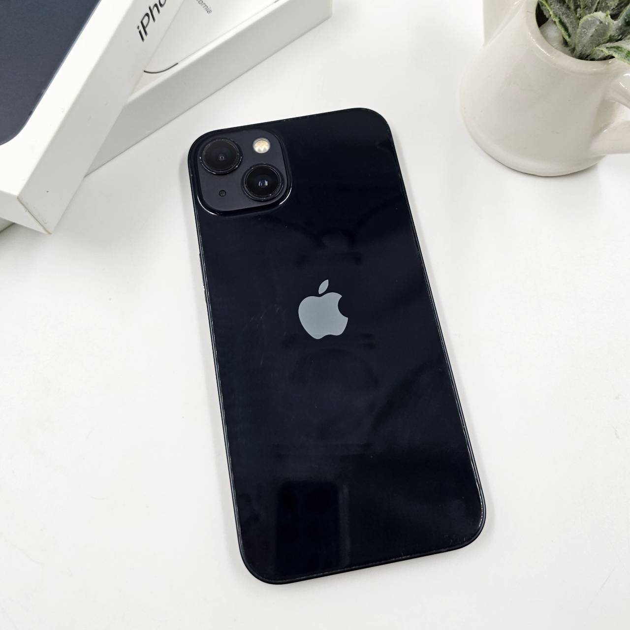 ♥️✨ iPhone 13 128GB Midnight ✨♥️ 📣 ห้ามพลาด iP 13 ศูนย์ไทย ครบกล่อง มีรอยตามภาพ ราคาสุดคุ้ม 😘