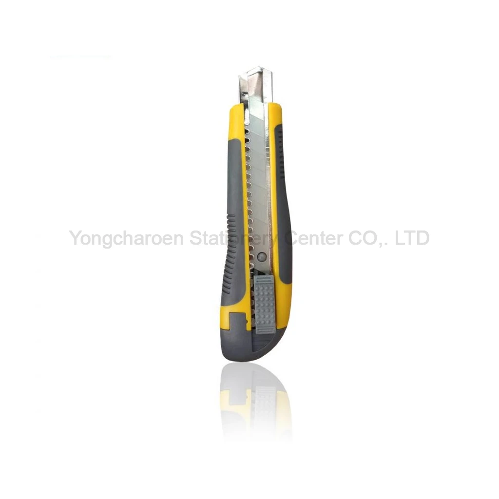 มีดคัตเตอร์ E-SY -L E-521