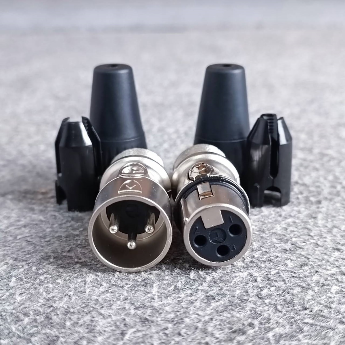 (1คู่ ผู้+เมีย) สีเงิน REAN XLR ตัวผู้ + XLR ตัวเมีย RCX3M-M-000-1 + RCX3F-M-000-1 by NEUTRIK เอไอ-ไพศาล