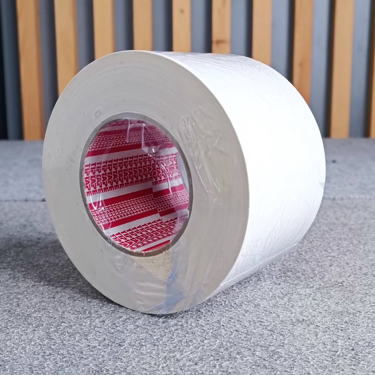 สีขาว แร็คซีน4นิ้ว 50หลา สีขาว เทปแร็คซีนม้วนใหญ่ เทปหนา แลคซีน เทปผ้า กระดาษกาวย่น ยาว50หลา เอไอ-ไพศาล