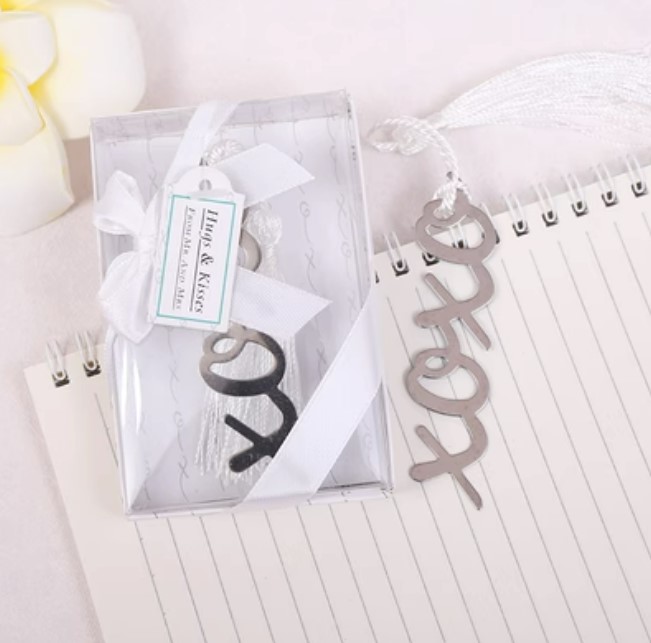 ของชำร่วย ของแจกงานแต่งงาน ที่คั่นหนังสือ ลาย xoxo สีเงิน ของแจก ของที่ระลึก ราคาประหยัด 1410013