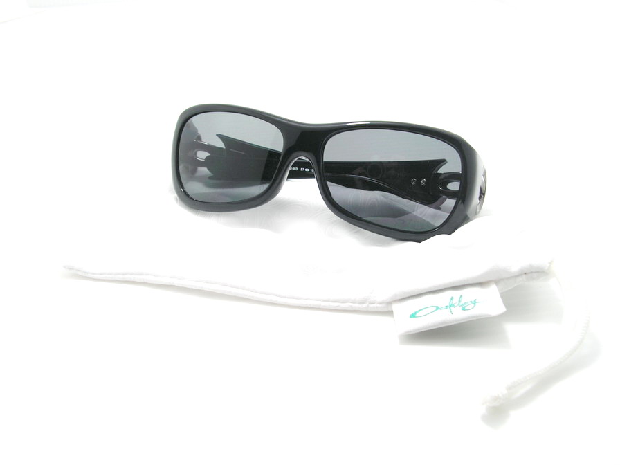 แว่นกันแดด Oakley Flaunt Polarized สี Polished Black สวยมากมายค่ะ ของแท้และถูกที่สุด ส่งตรงจากUS.ค่ะ