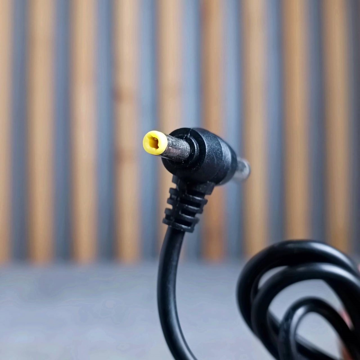 อะแดปเตอร์สวิชชิ่ง 9V 1.5A ใช้กับ PROPLUS MPJ 12X 15X MPJ15X สายชาร์จ ตู้ลำโพง PRO PLUS เอไอ-ไพศาล