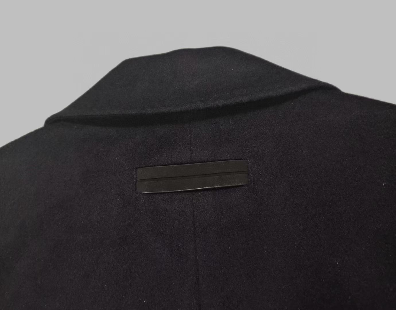 เสื้อโค้ท Ermenegildo Zegna Black Cashmere Double Breasted Coat สินค้าใหม่ ของแท้