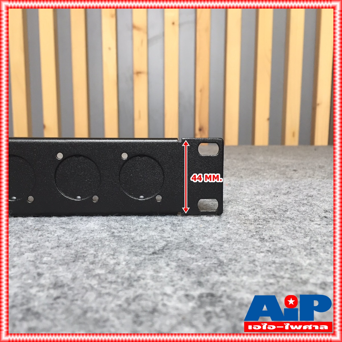 NPE XLR PANEL 1U 12ch แผ่นยึดแร็ค แผ่นปิดแร็ค 1 U เจาะรู 12ช่อง แผ่นเหล็ก ปิดแร็ค อุปกรณ์แร็ค เอไอ-ไพศาล