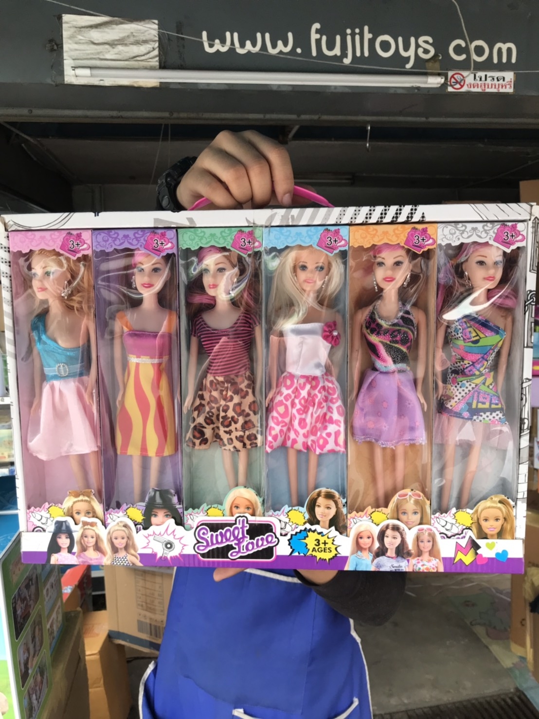 ZR-592 ของเล่นเด็กตุ๊กตาบาร์บี้ ตุ๊กตาผู้หญิง ปลีกยกเซต 6 ตัว