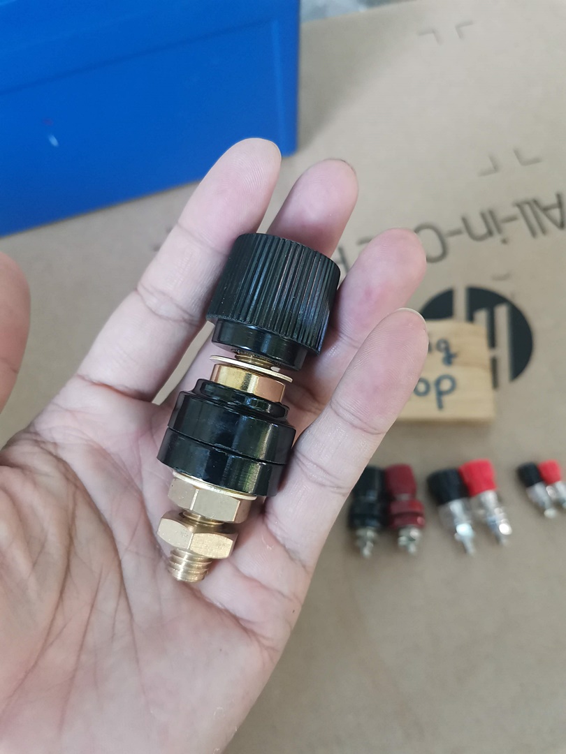 Binding post ไบดิ่งโพส หัวต่อแบตเตอรี่ ขั่วต่อแบต Stud Terminal สำหรับจั้มขั่วแบตกระแสสูง มีให้เลือกหลายขนาด