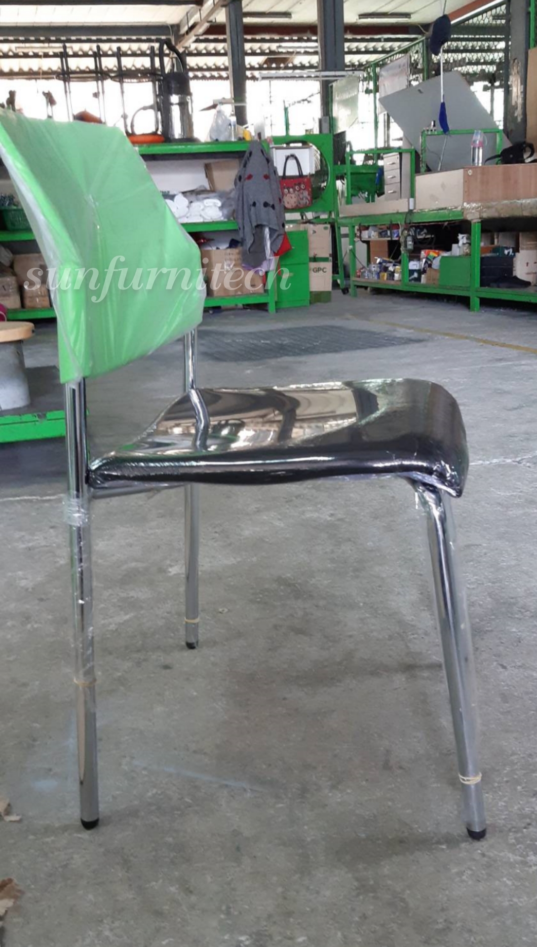 เก้าอี้จัดเลี้ยง, เก้าอี้โรงอาหาร, เก้าอี้พลาสติก, เก้าอี้รับแขก, เก้าอี้พลาสติก ที่นั่งวางเบาะ พนักพิงพลาสติกมีรู รุ่น VC-612