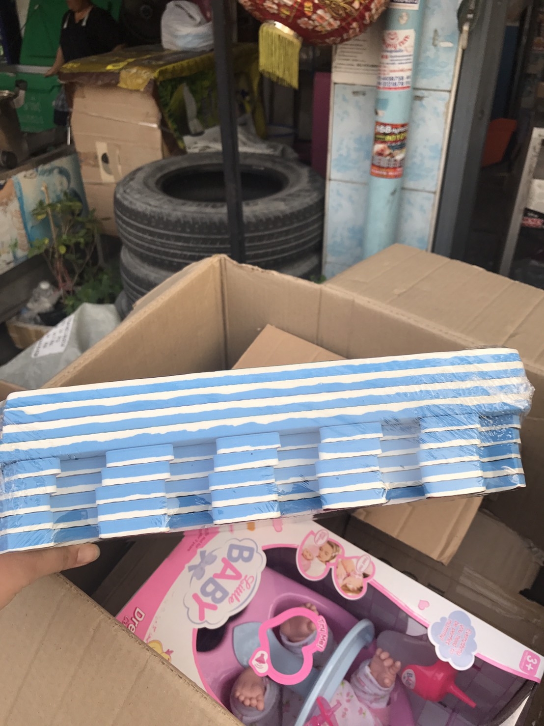 Fz9717 โฟมรองคลานเด็กลายโฟร่เซ่น 9 แผ่น ลิขสิทธิ์ถูกต้อง แพ็คละ