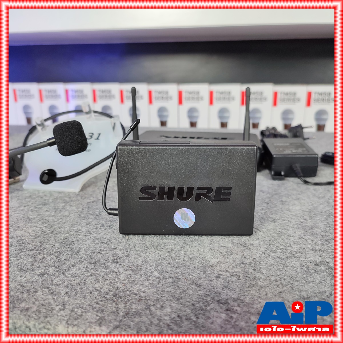 SHURE SVX14TH/PGA31-Q12 ไมค์คาดหัว ไมค์ลอย ไมโครโฟนไร้สายแบบคาดศรีษะเดี่ยว ย่าน UHF คลื่นความถี่ 748-758 MHz SVX 14 TH / PGA 31 Q 12 SVX14TH/PGAQ12 เอไอ-ไพศาล +++