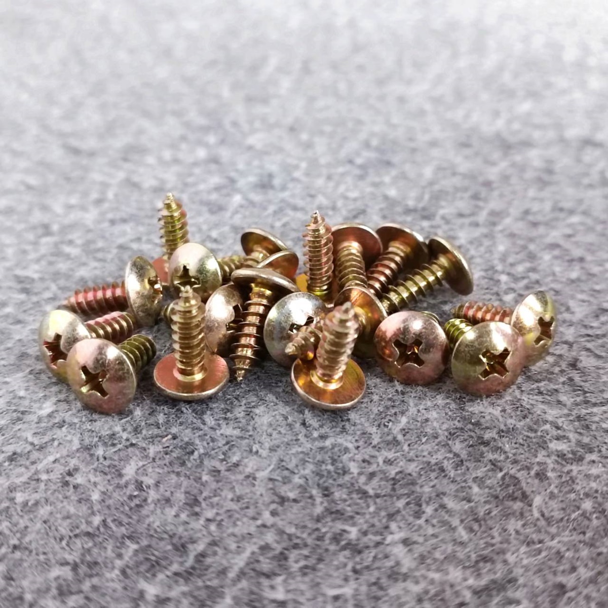 ถุง20ตัว สกรูTH 8X1/2" สกรูเกลียวปล่อย น็อต น็อตเกลียวปล่อย สกรูเกลียวปล่อย1/2นิ้ว สกรูเกลียวปล่อยหัวกลม เอไอ-ไพศาล