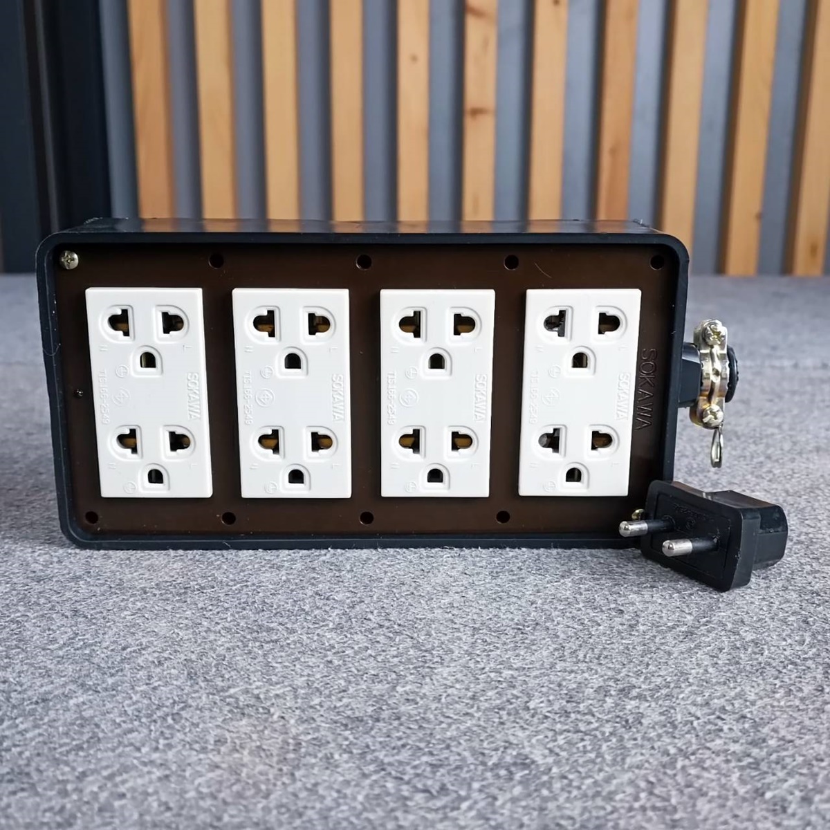 SOKAWA S-320 บล็อคยาง4x8 4กราวน์คู่ มาตราฐาน มอก. บล็อคยางพร้อมปลั๊กกราวด์คู่ บล็อคยาง8ช่อง เอไอ-ไพศาล