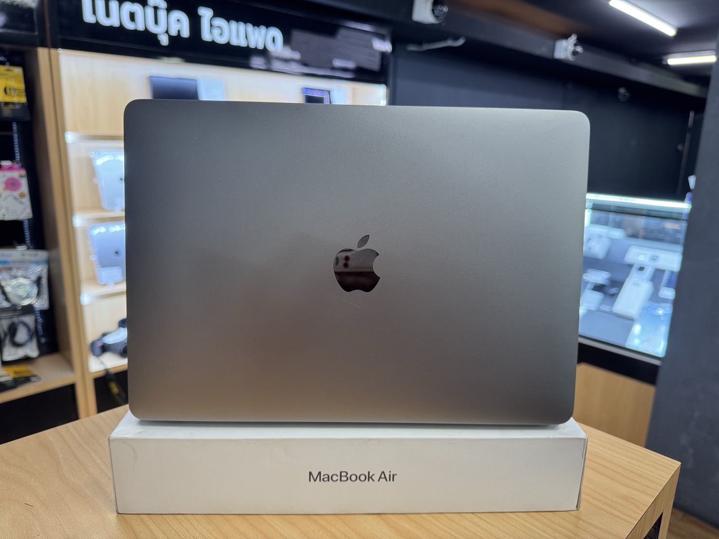 M1 chip 8C CPU/7C GPU/8GB/256GB 💻 #ห้ามพลาด MacBook Air 13 2020 #สภาพดี ราคาสุดคุ้ม 💻