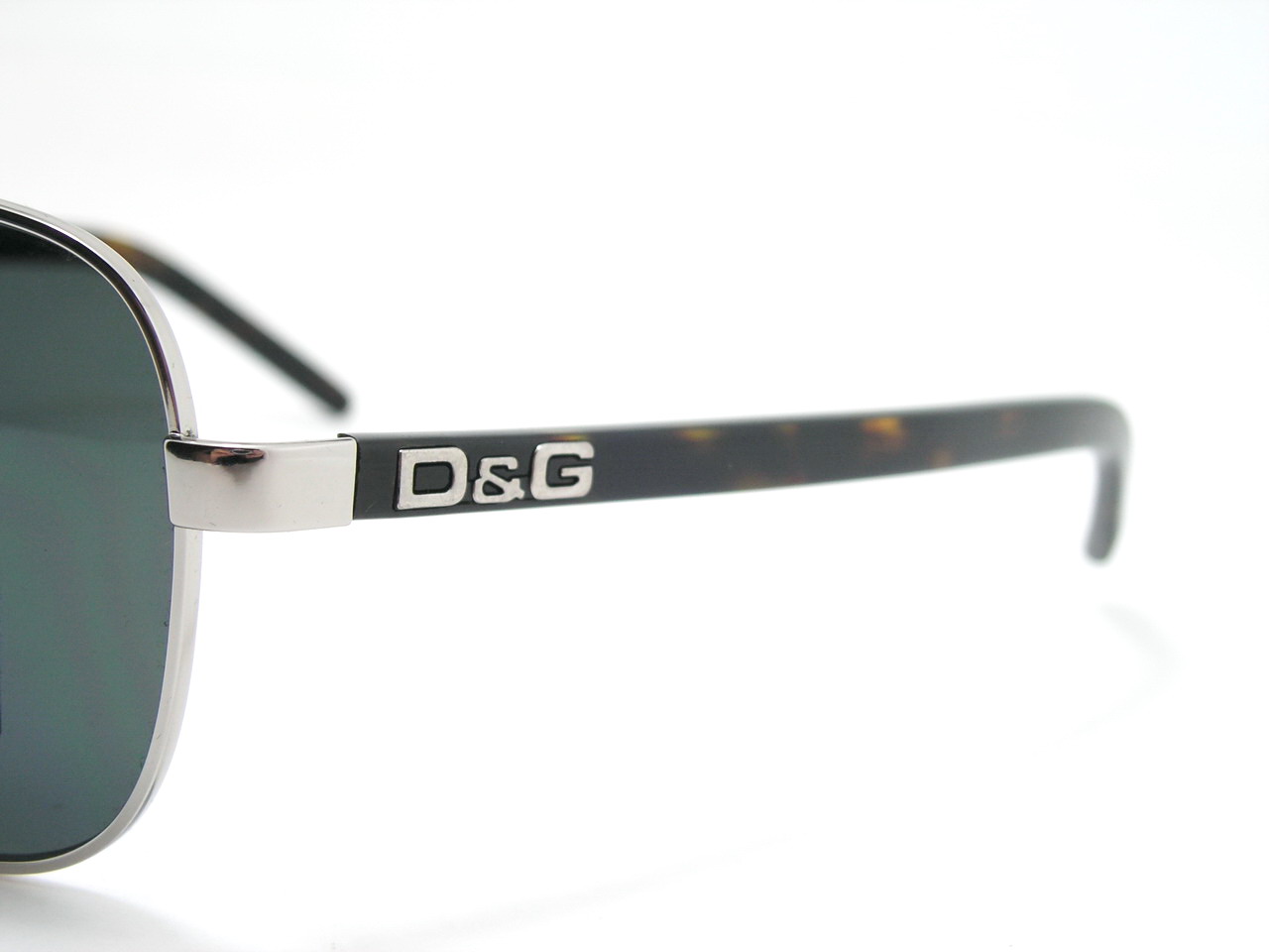 หมดแล้วค่ะ+++แว่นกันแดด Dolce & Gabbana เก๋มากๆค่ะ ของแท้100% ขายถูกสุดๆ ส่งตรงจากUS.ค่ะ