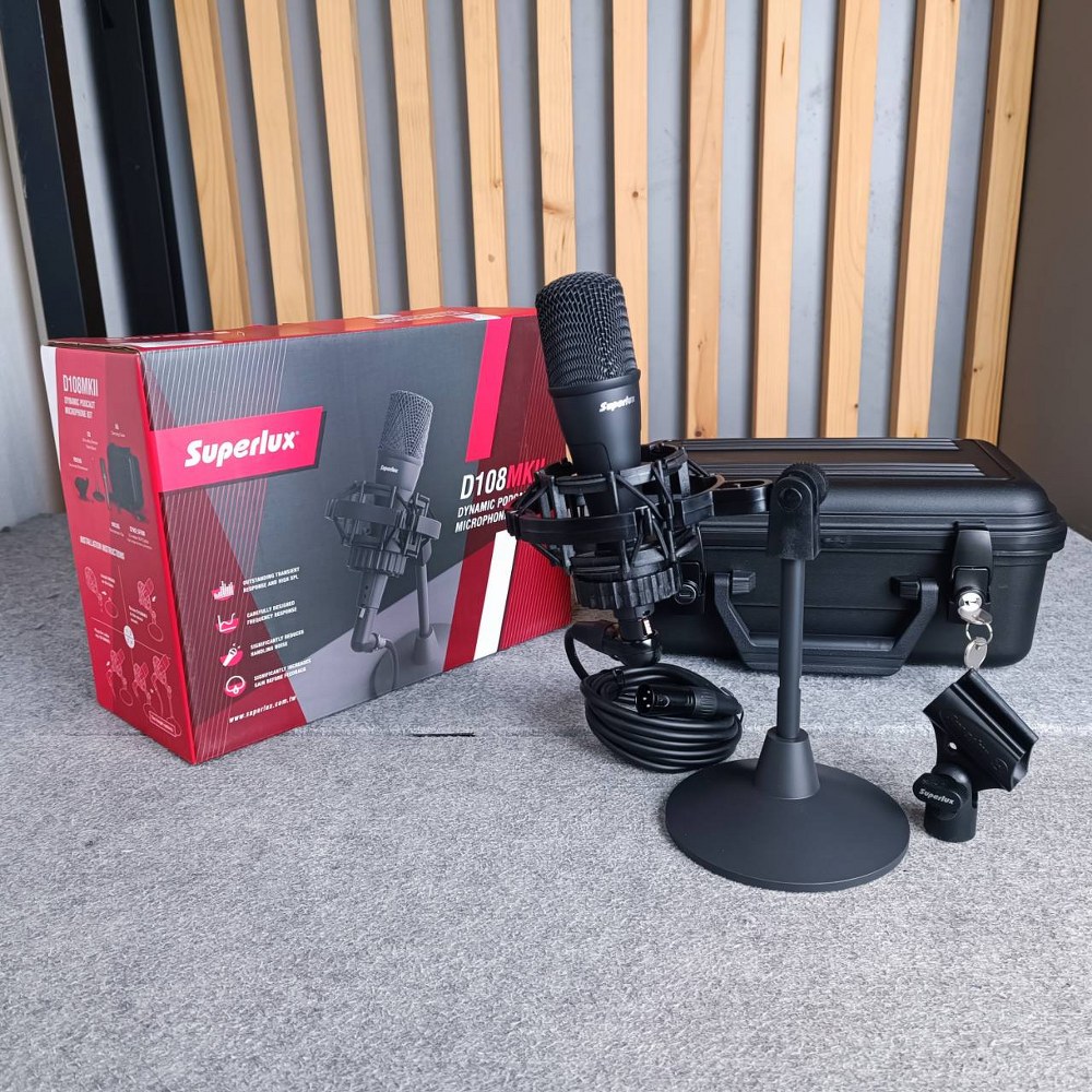 SUPERLUX D-108MKII Dynamic Podcast Mic พร้อมขาตั้ง ไมโครโฟนไดนามิกสำหรับพอดแคสต์ ไมค์พร้อมสาย ไมโครโฟน D 108MKII D108MKII เอไอ-ไพศาล